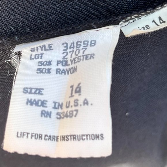 Women's Black Blazer (Size 14) - Picture 5 of 7